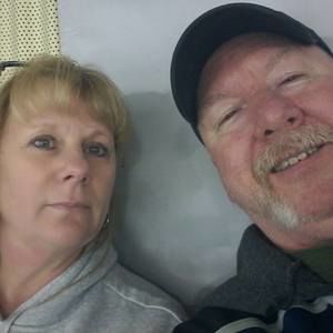 Meet your Posher, Deedee